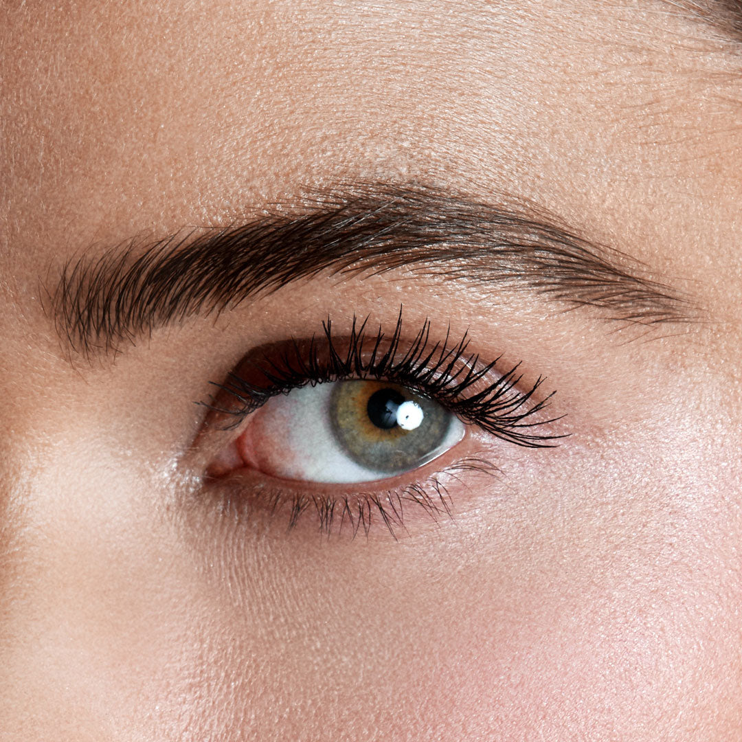 5 Do's & Don'ts for Beautiful Lashes and Brows