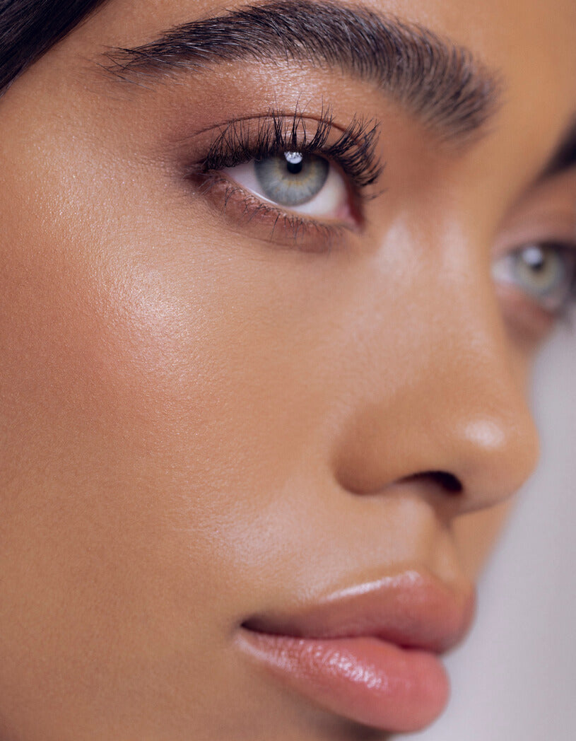 Isabella Lash Model