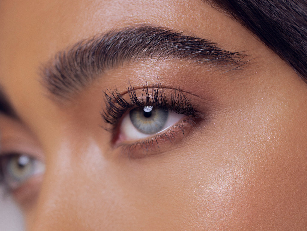 closeup of model with healthy lashes