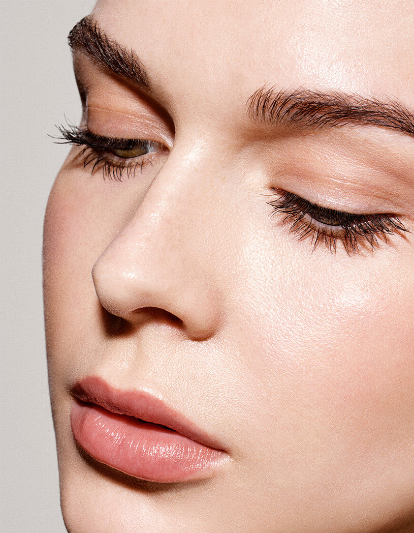 RevitaLash Model Lash Serum