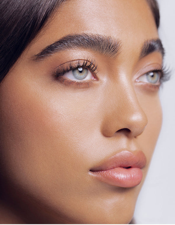 Image of model with full, thick brows